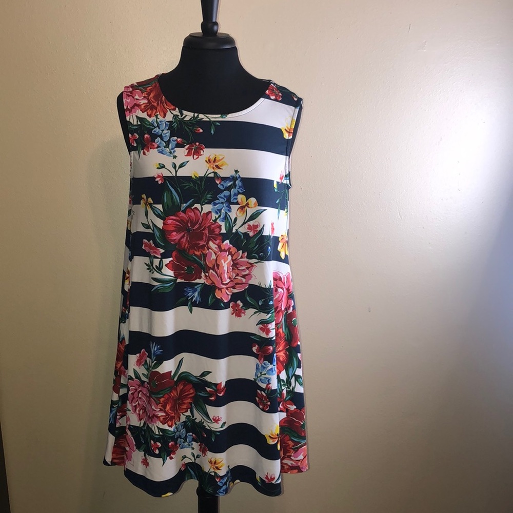 Floral print dress